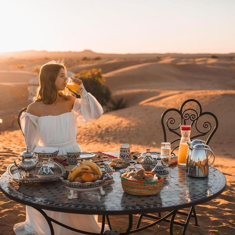 Best Luxury Camp Merzouga Esterno foto